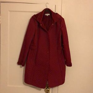 Long hooded quilted jacket